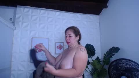 Valentina  online show from 09/16/25, 12:55