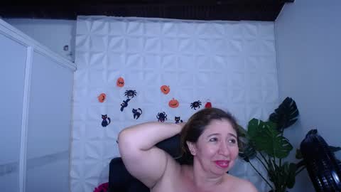 Valentina  online show from 10/20/25, 06:08