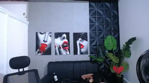 Valentina  online show from 06/13/26, 09:46