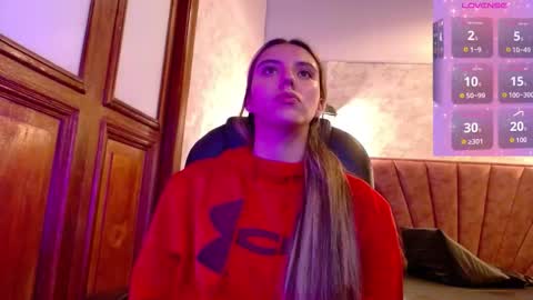 Snapshot of valentina_red18 chatting on 10/24/25, 09:55 Valentina online show from 10/24/25, 09:55