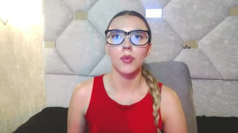 Valentina online show from 05/19/26, 05:08