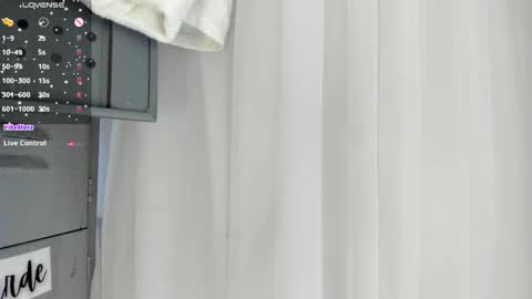 Valentina  online show from 12/15/24, 12:38