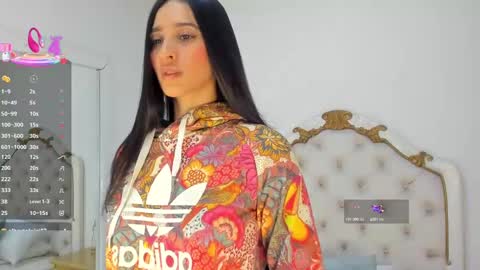 Valentina  online show from 02/20/25, 12:04