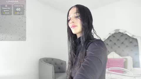 Valentina  online show from 06/04/26, 12:11