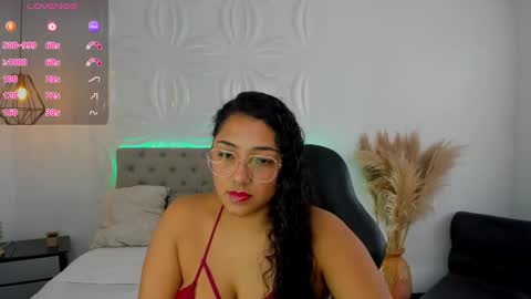 Valentina online show from 02/12/25, 05:26