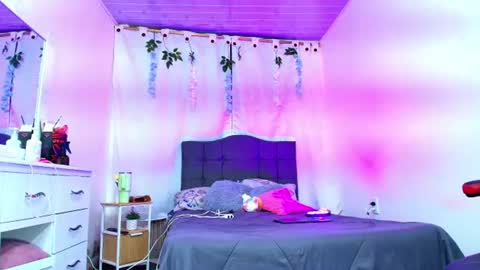 Snapshot of valentina_y_sneiderr chatting on 07/02/26, 12:43 valentina_y_sneiderr online show from 07/02/26, 12:43