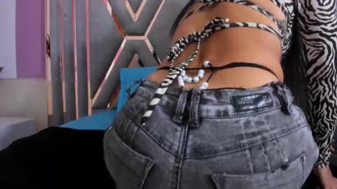 VALENTINA online show from 10/16/25, 05:08