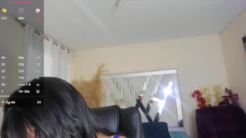 VALENTINA online show from 10/23/25, 05:07