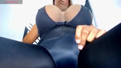 Snapshot of valentinabigcock23 chatting on 09/18/25, 02:57 valentinabigcock23 online show from 09/18/25, 02:57