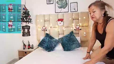 Ana online show from 12/30/24, 11:37