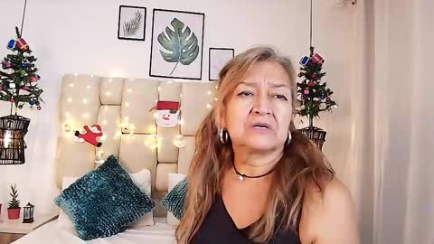 Ana online show from 12/30/24, 05:44