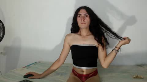 Snapshot of valentinafoxv chatting on 09/21/25, 12:12 valentina online show from 09/21/25, 12:12