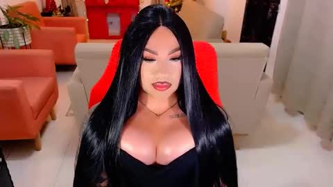 Snapshot of valentinaxqueen chatting on 12/02/25, 04:18 online show from 12/02/25, 04:18