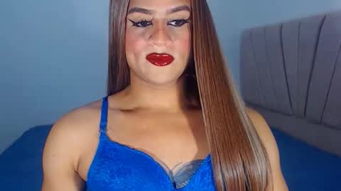 VALENTINA   online show from 12/18/25, 06:58