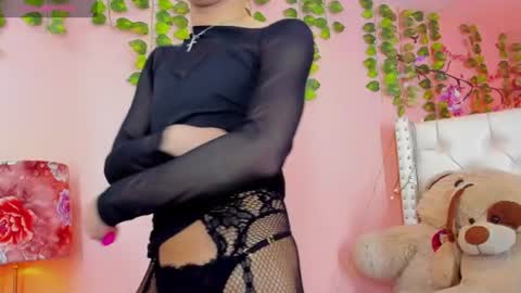 valentinee_xo online show from 06/12/26, 04:55