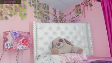 valentinee_xo online show from 07/22/26, 07:22