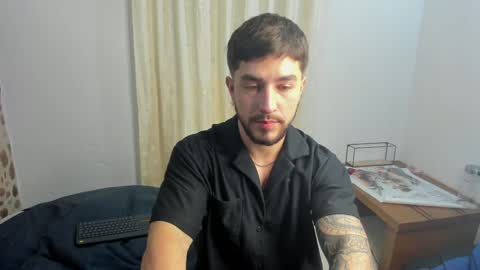 Snapshot of valentino2201 chatting on 12/24/24, 11:33 valentino online show from 12/24/24, 11:33