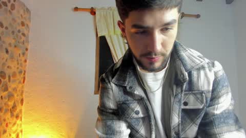 Snapshot of valentino2201 chatting on 12/29/24, 11:50 valentino online show from 12/29/24, 11:50