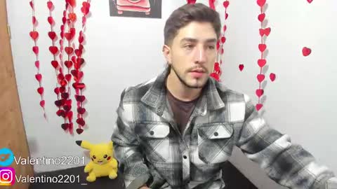 Snapshot of valentino2201 chatting on 02/21/25, 01:22 valentino online show from 02/21/25, 01:22
