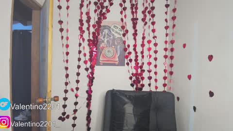 Snapshot of valentino2201 chatting on 02/26/25, 01:11 valentino online show from 02/26/25, 01:11