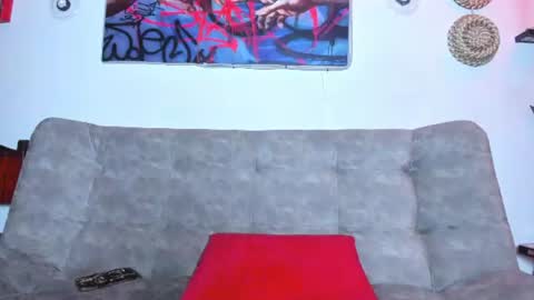 Snapshot of valentino_bel chatting on 06/12/26, 02:49 Nick online show from 06/12/26, 02:49