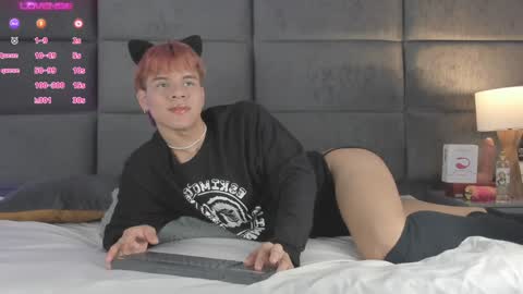 valentino moon online show from 12/12/24, 02:26