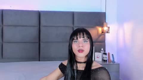 valentino moon online show from 10/13/25, 03:06