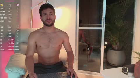 Valentino online show from 01/25/25, 05:29