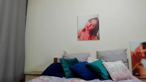 Kate online show from 05/18/26, 04:07