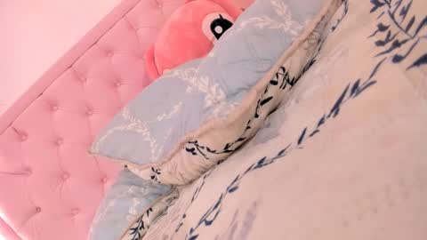 Vale Toro  online show from 09/29/25, 01:49