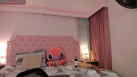 Snapshot of valentoro1 chatting on 11/27/25, 12:07 Vale Toro online show from 11/27/25, 12:07