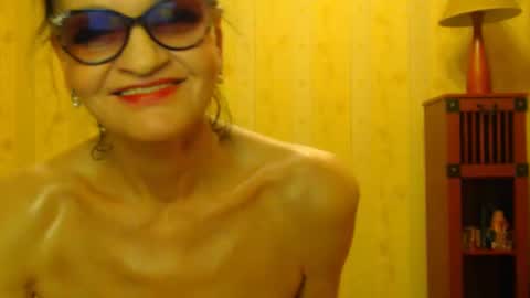 valentijm online show from 02/08/25, 09:46