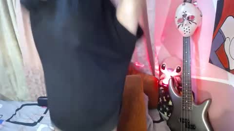 Valeri Cove online show from 10/07/25, 07:05