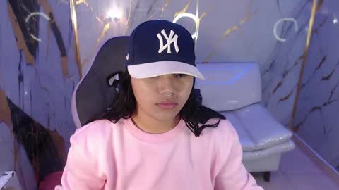 valeri_harpers4 online show from 09/16/25, 02:07