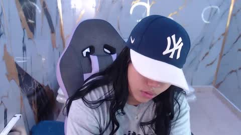 valeri_harpers4 online show from 09/20/25, 01:12