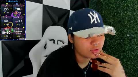 Snapshot of valeri_harpers4 chatting on 11/12/25, 02:45 valeri_harpers4 online show from 11/12/25, 02:45