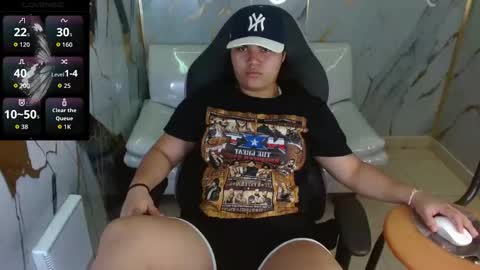 valeri_harpers4 online show from 04/29/26, 02:43