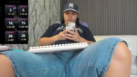 valeri_harpers4 online show from 05/27/26, 11:24