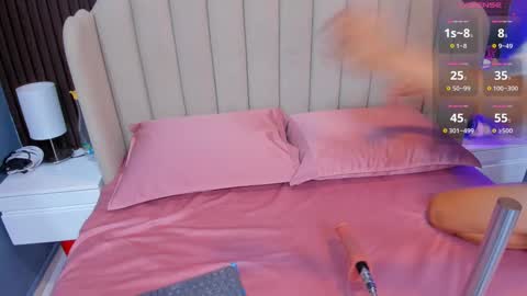 Snapshot of valeri_saenz chatting on 10/05/25, 03:27 Valeri online show from 10/05/25, 03:27