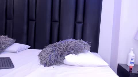 valeri_tafur online show from 12/14/24, 05:58