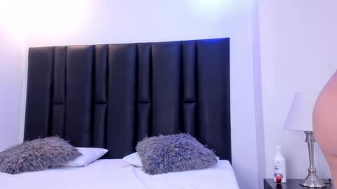 valeri_tafur online show from 12/20/24, 11:10