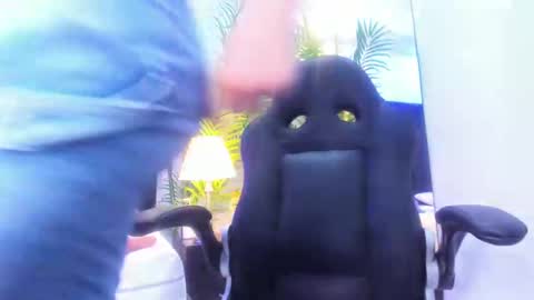 Snapshot of valeri_tafur chatting on 10/04/25, 11:08 valeri_tafur online show from 10/04/25, 11:08