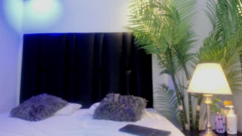 Snapshot of valeri_tafur chatting on 10/17/25, 11:02 valeri_tafur online show from 10/17/25, 11:02