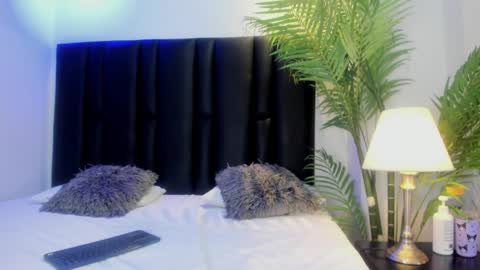 Snapshot of valeri_tafur chatting on 10/25/25, 11:07 valeri_tafur online show from 10/25/25, 11:07