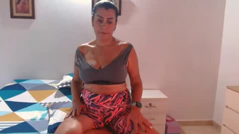 marcela online show from 01/28/25, 11:07