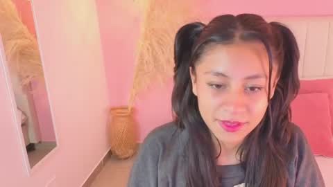 Valeria online show from 06/19/26, 11:14