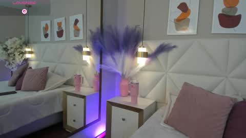 Snapshot of valeria_carter_ chatting on 11/09/25, 12:03 valeria_carter_ online show from 11/09/25, 12:03