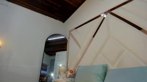 valeria_gil_ online show from 06/14/26, 08:00