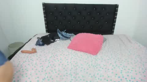 valeria_hot12 online show from 10/07/25, 10:29