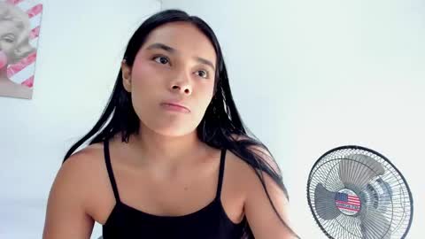 valeria_miller69 online show from 04/30/26, 03:07